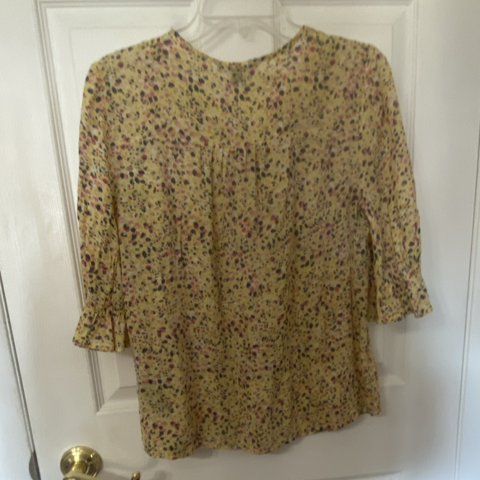 Zac & Rachel S Yellow Pink Print Pleated Tasseled Tie V Neck Blouse