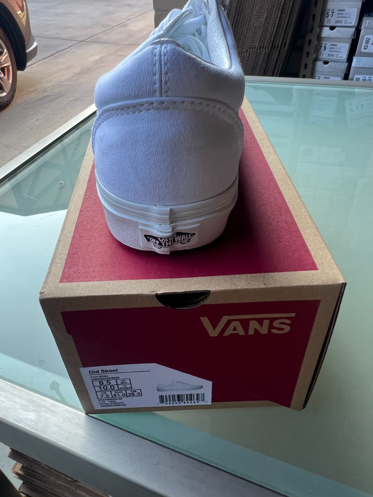 Size 8.5 Men VANS Old Skool True White