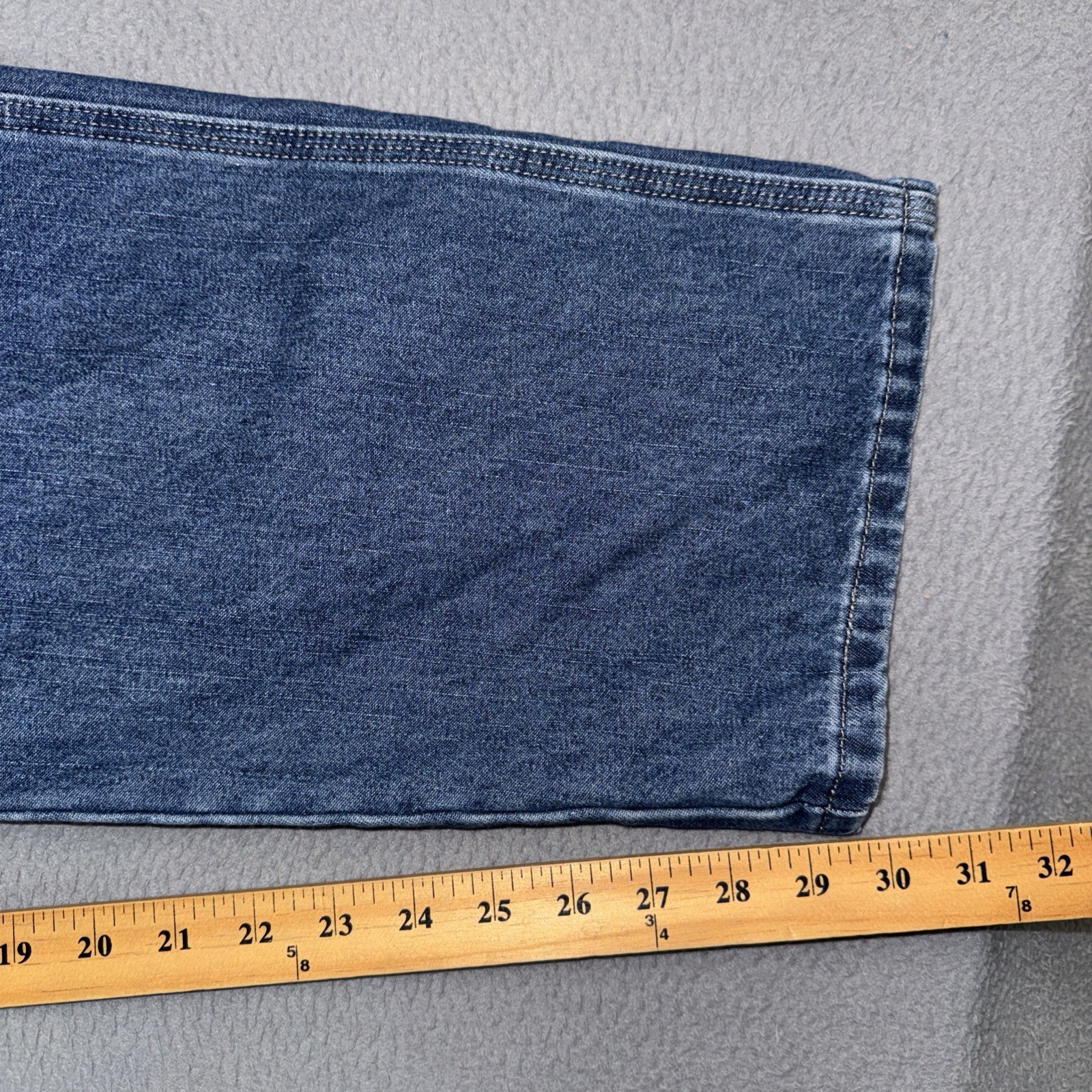 Wrangler Authentics Jeans Mens 40×30 Blue Straight Carpenter Denim Cotton Blend