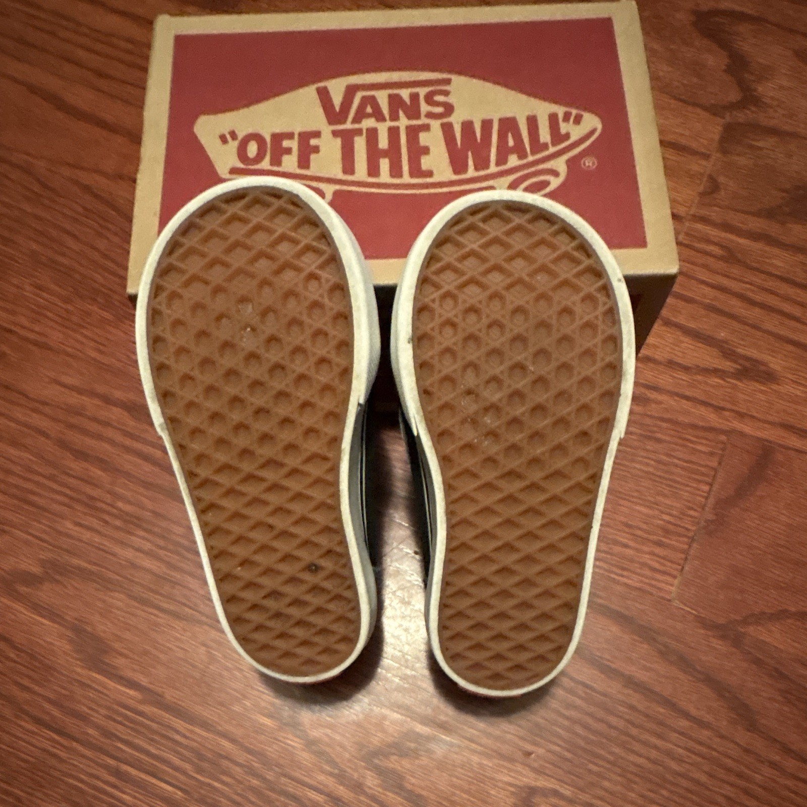 VANS Old Skool V Kids Hook & Loop Sneakers Black/White Suede Low Top 6