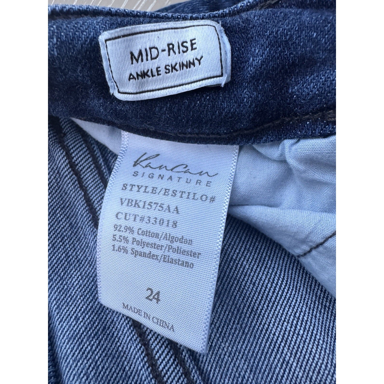 KanCan Signature Mid-Rise Ankle Skinny Jeans Size 24 VBK1575AA Frayed Raw Hem