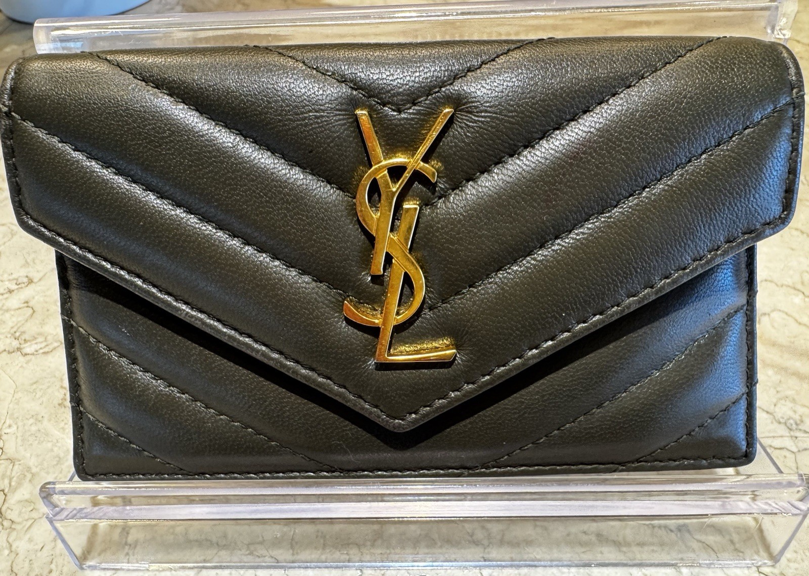 Saint Laurent Cassandre envelope Wallet GUC/COA