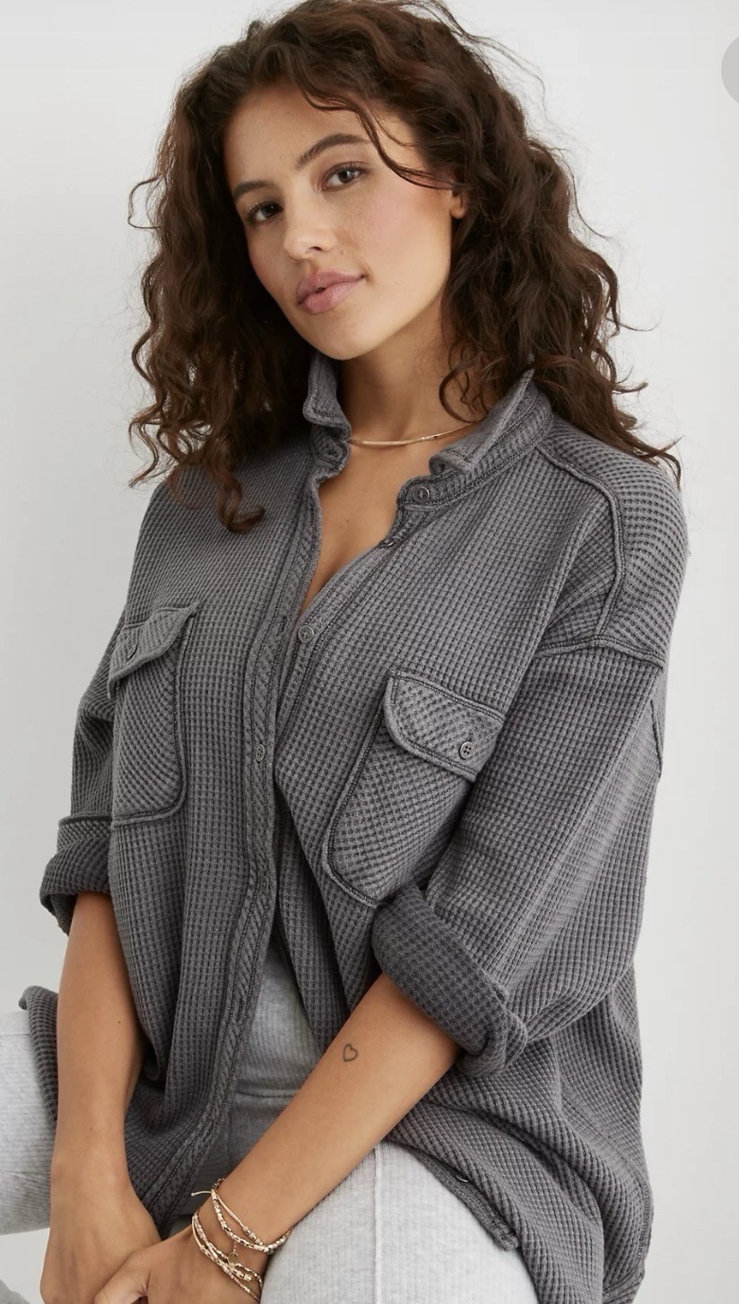 Aerie Waffle Knit Button Up Shirt Gray Oversized Pockets Lumberjane XXL Cozy