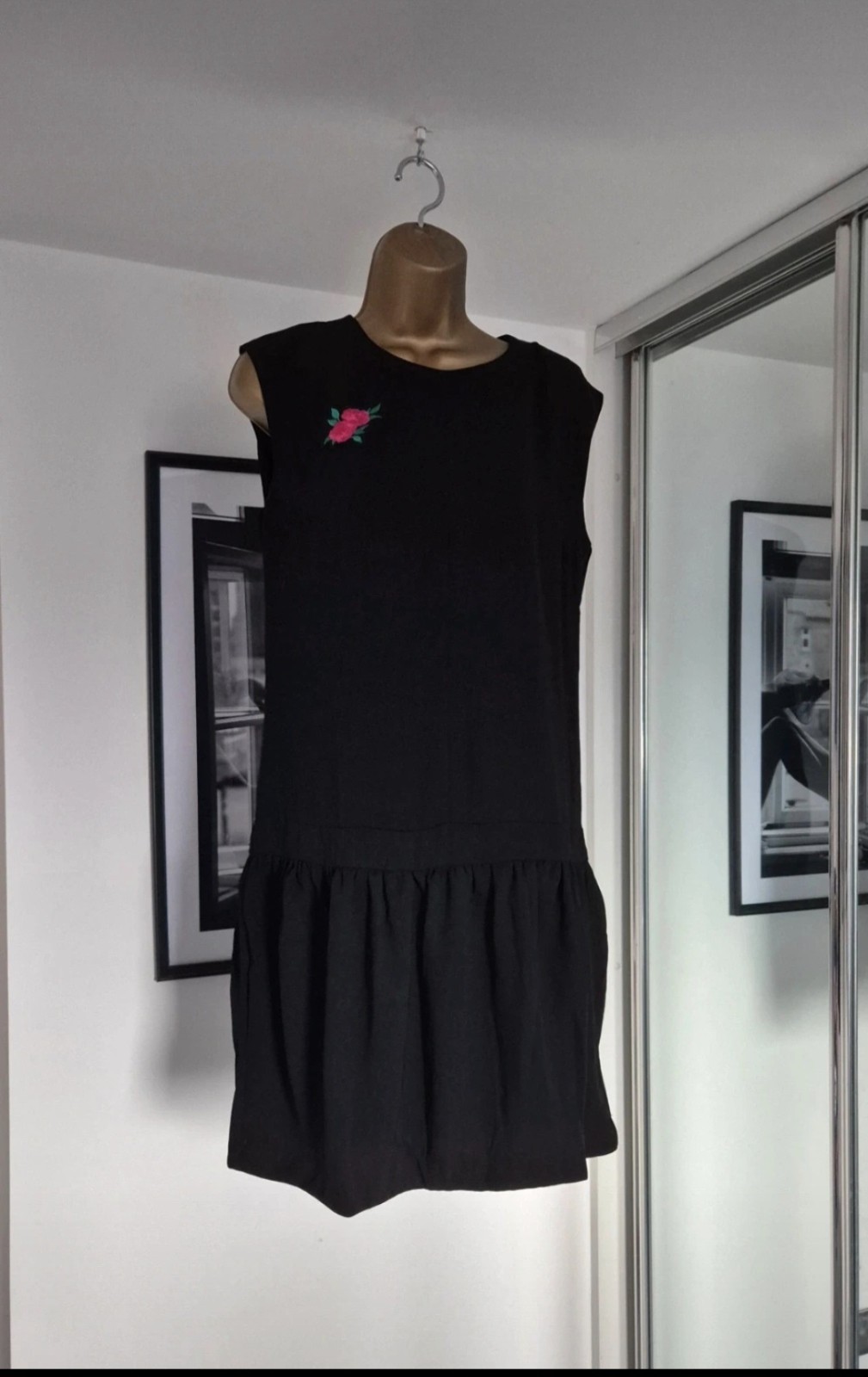 🔥SALE🔥Connection London Elegant Black Sleeveless Dress Drop Waist Size 12 New