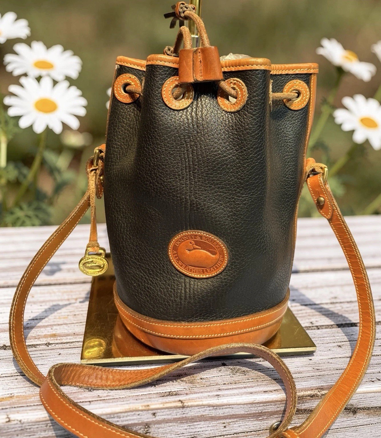 Dooney Bourke Vintage Black Small Drawstring Bucket Shoulder Bag Leather Retro