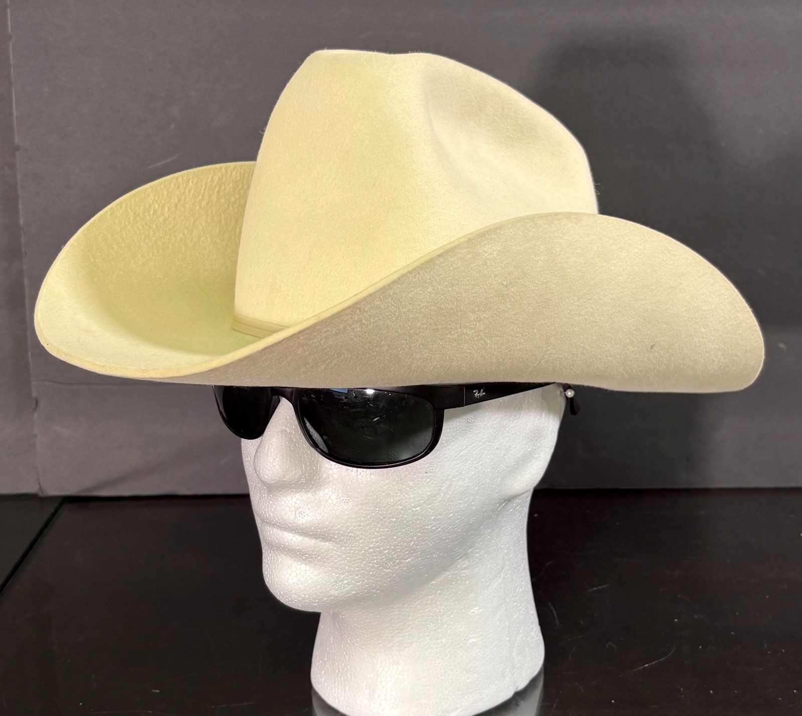 Vtg Bailey 25X Beaver 6 7/8 Quarter Horse Cowboy Hat 3-1/2″ Brim Feather White