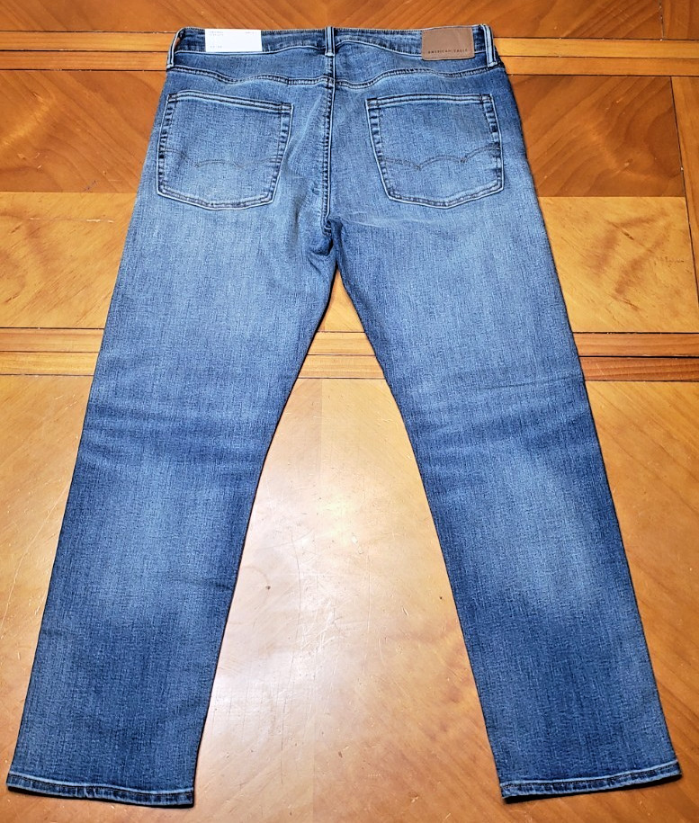 American Eagle AirFlex Original Straight Men’s Jeans Size 33x 30 Medium Wash