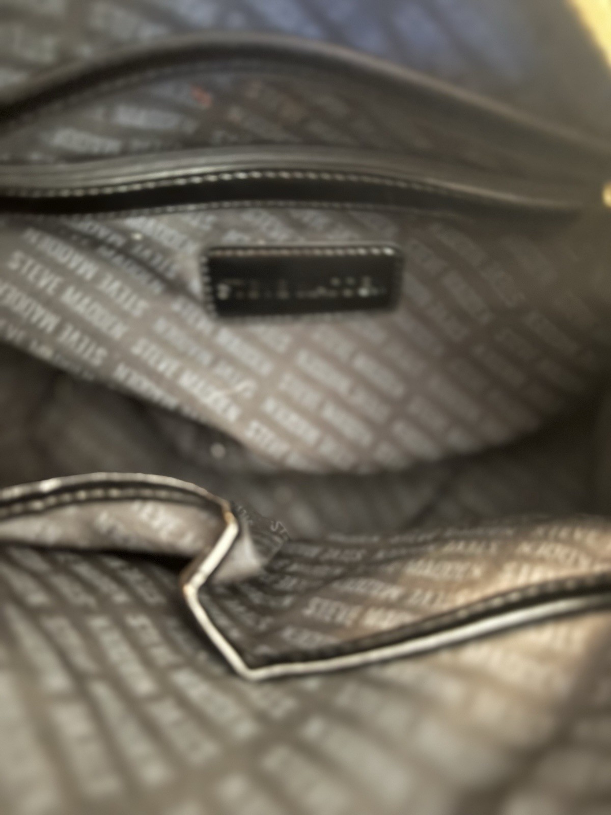 Colorblock Clutch Bag Clasp Closure Detachable Silver Chain Strap Inner Pockets
