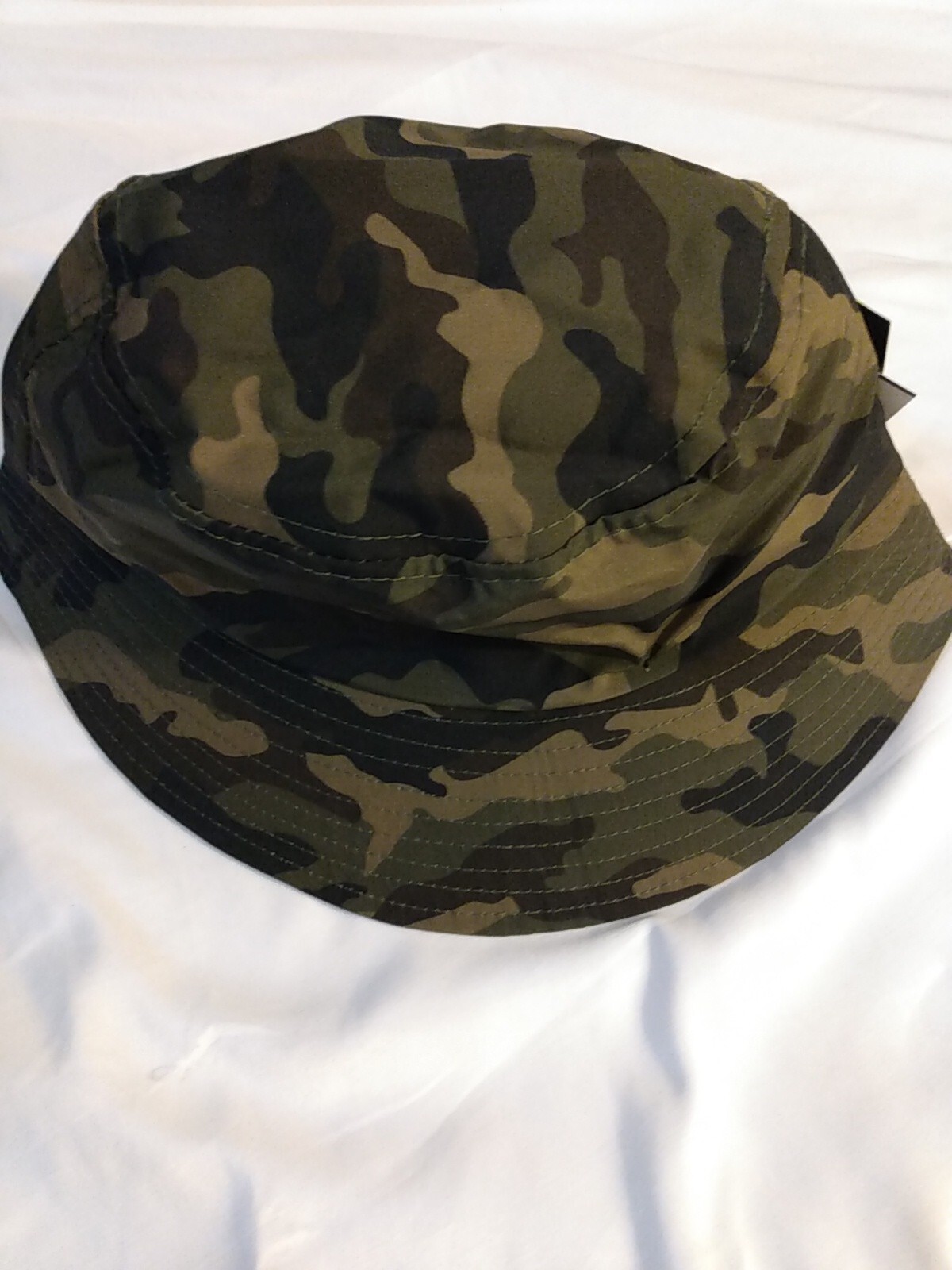 Ultra Game NBA Los Angeles Lakers Bucket Hat Cap Green Camo One Size Fit Most
