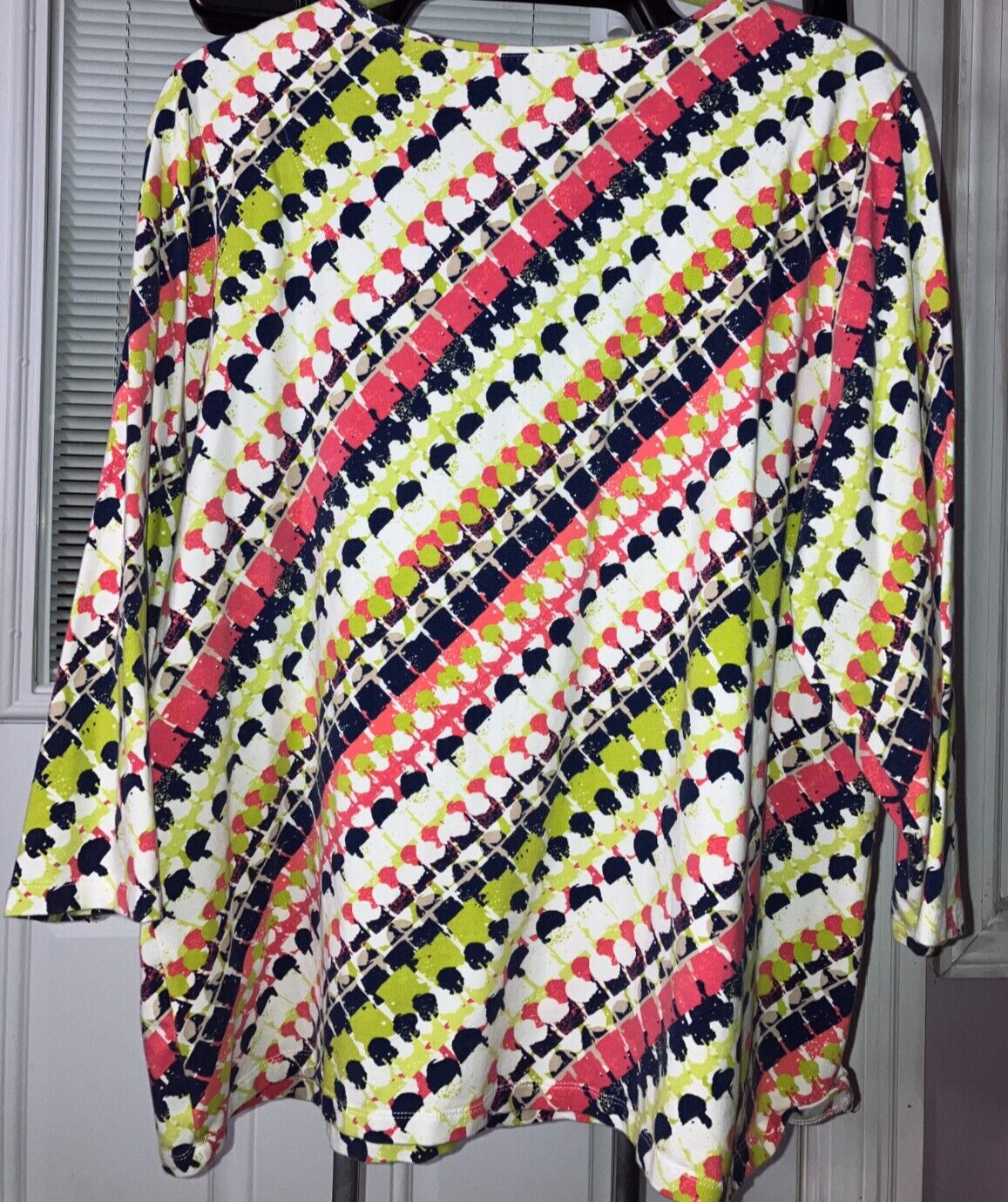 XL RUBY RD CORAL LIME GREEN WHITE GOLD STUDS BEADS 95% COTTON 5% SPANDEX TOP