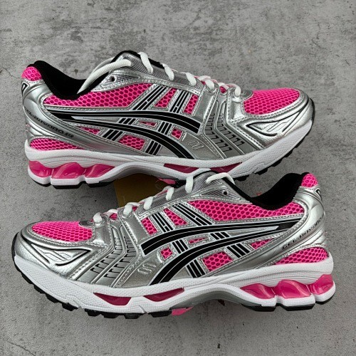 Men’s size 13 ASICS Gel-Kayago 14 Pink 1201A019-700