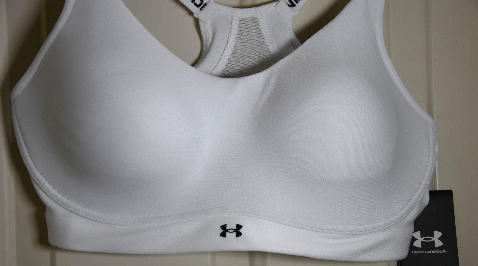 NWT Under Armour Infinity 2.0 Women’s Large Low Impact White Sports Bra 1384126