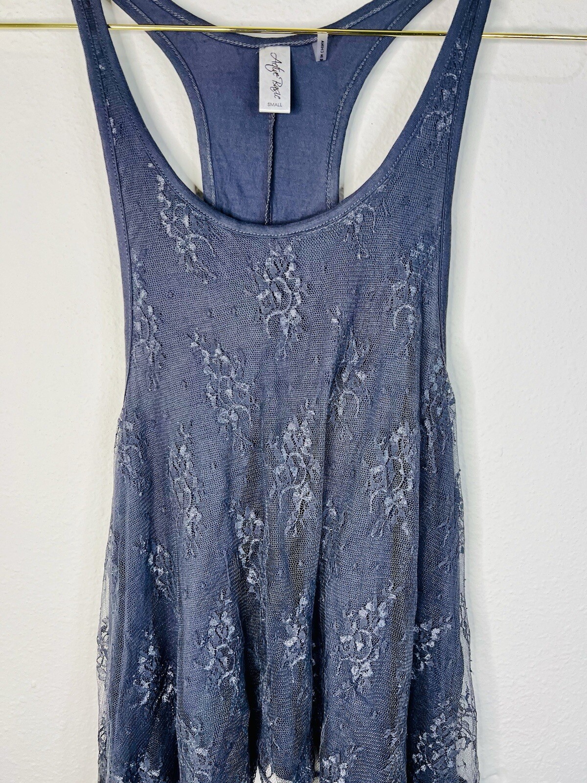 Active Basic Women’s Gray Lace Racerback Tank Top Small Flowy Boho Chic