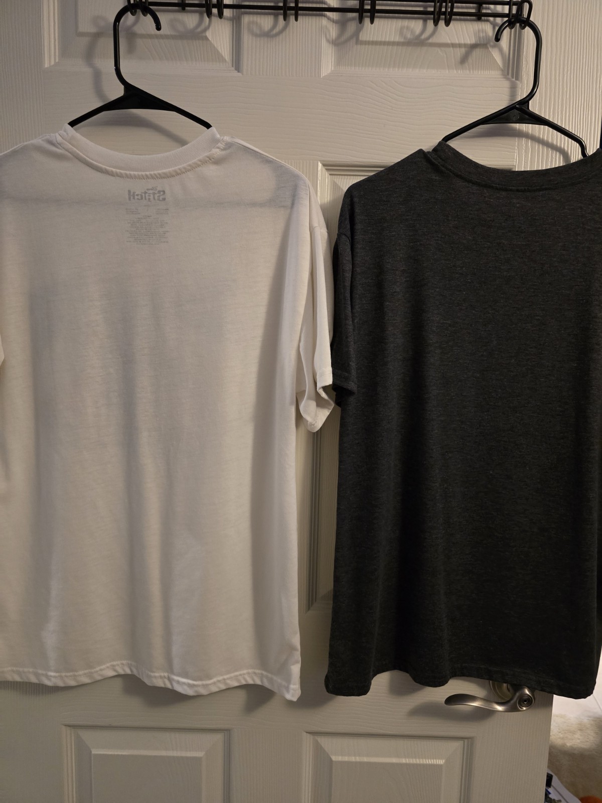Disney Stitch Graphic Print Crew Neck Tee Women’s L Lot of 2 White & Gray