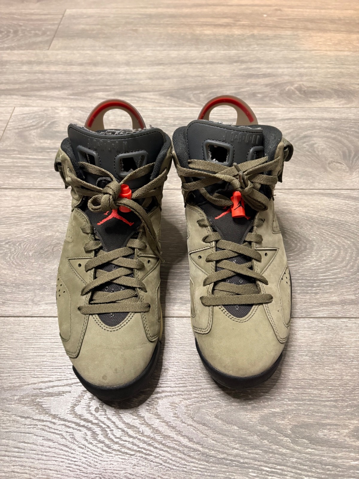 Size 8.5 – Jordan 6 Retro x Travis Scott Mid Olive