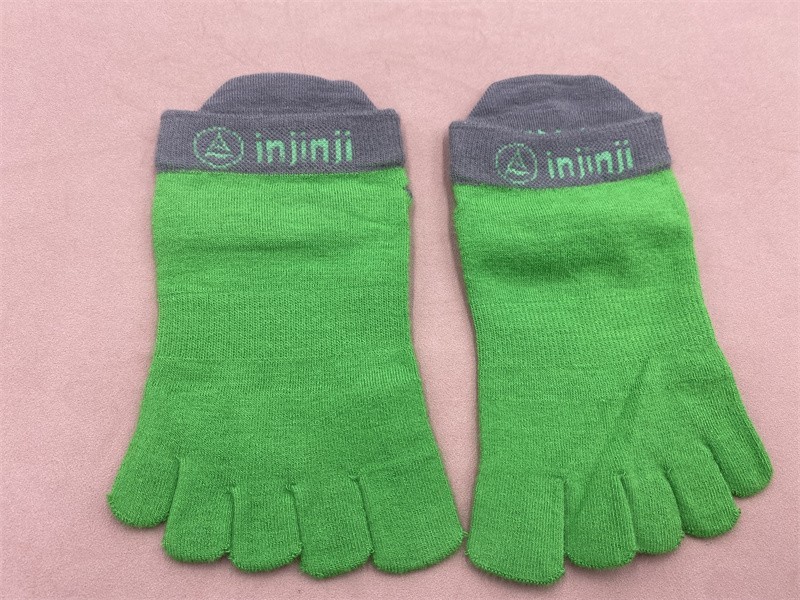 2 Pairs Injinji Performance Lightweight Thin No Show Toe Socks Women Small