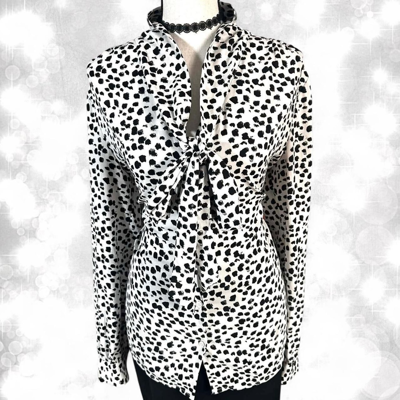 Vintage style long sleeve polka dot tie front button up top