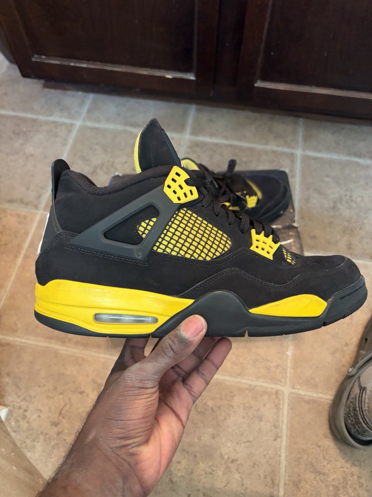 Air Jordan 4 Retro Thunder