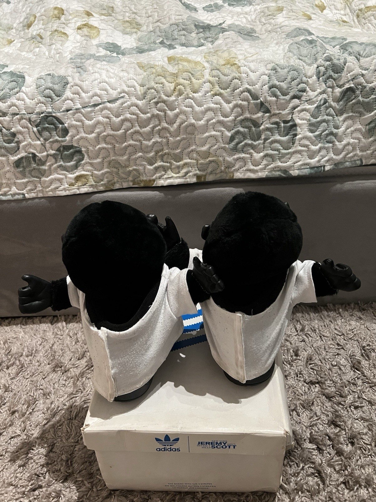 Size 8 – Adidas Jeremy Scott Gorilla