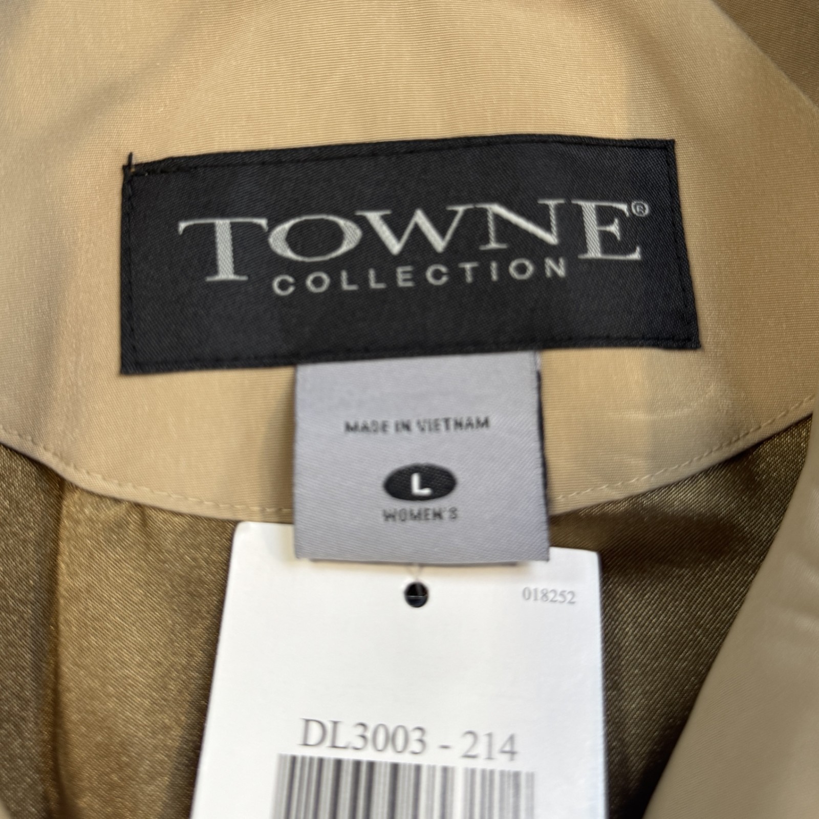 Towne Collection Womens Size L Khaki Trench Coat Belted Padded Shoulder NWT