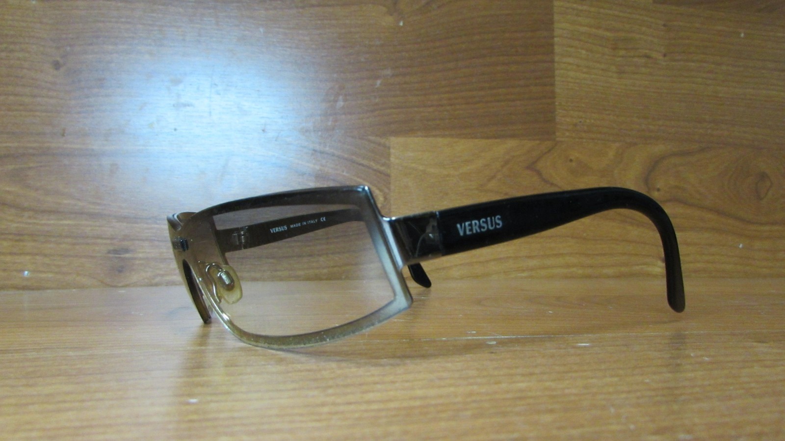 Versace Versus MOD 5014 Gunmetal Frame Gradient lenses 10018G 125mm