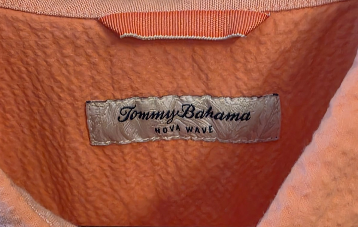 Tommy Bahama Nova Wave Shirt Mens XL Coral Seersucker Stretch Short Sleeve