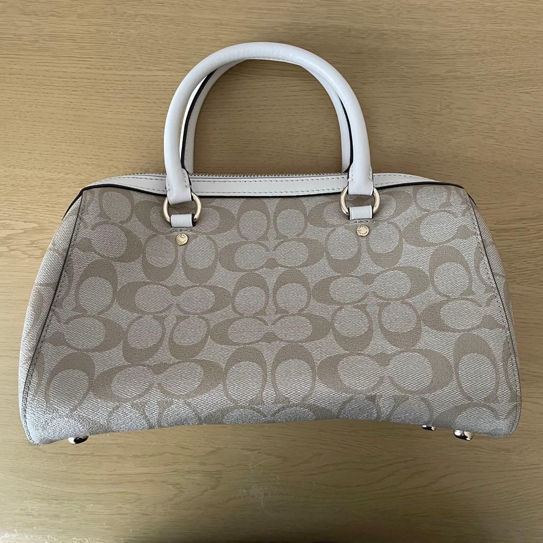 Excellent condition COACH 2 way shoulder bag signature F83607 12a