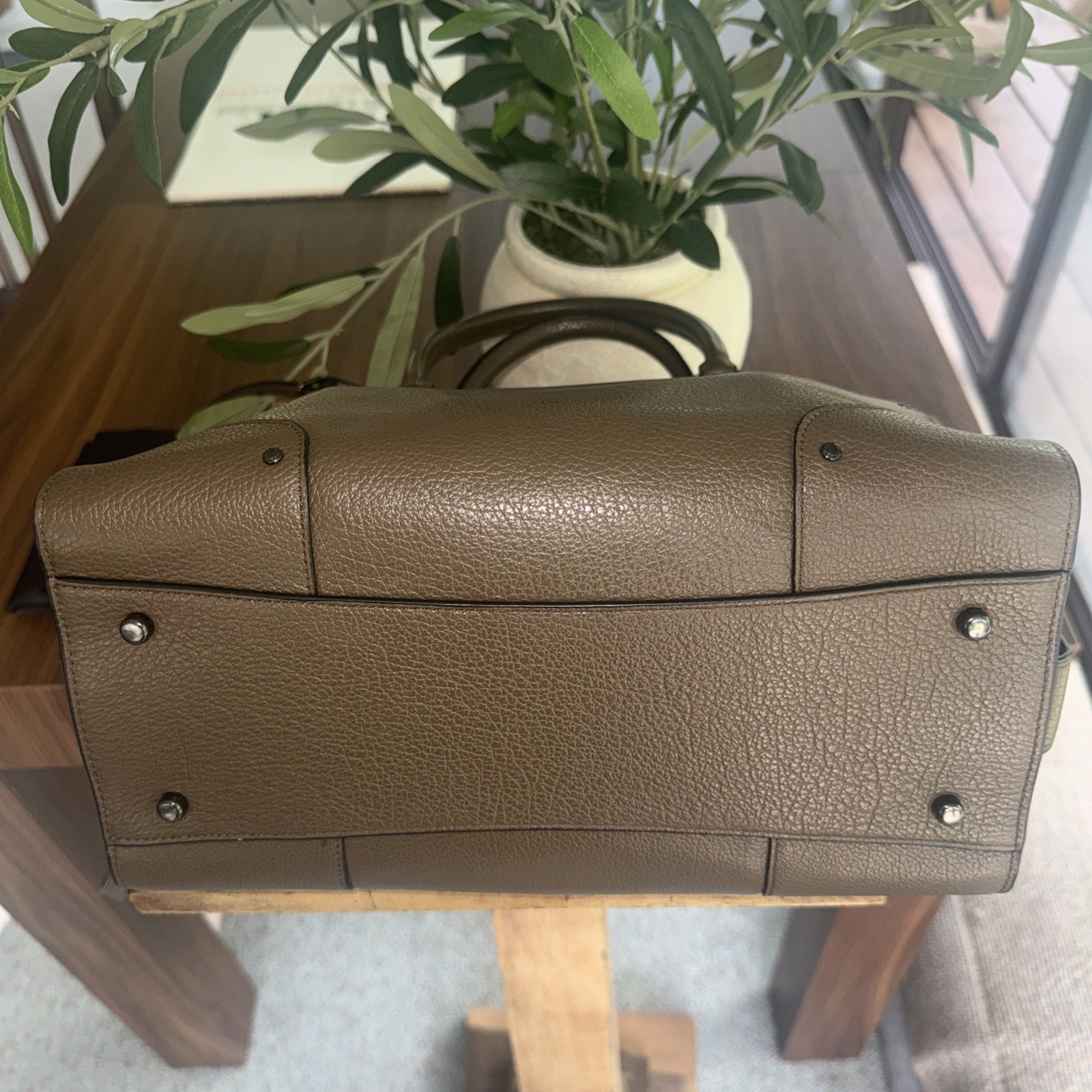 COACH Mercer 30 Grain Leather Crossbody Satchel Purse