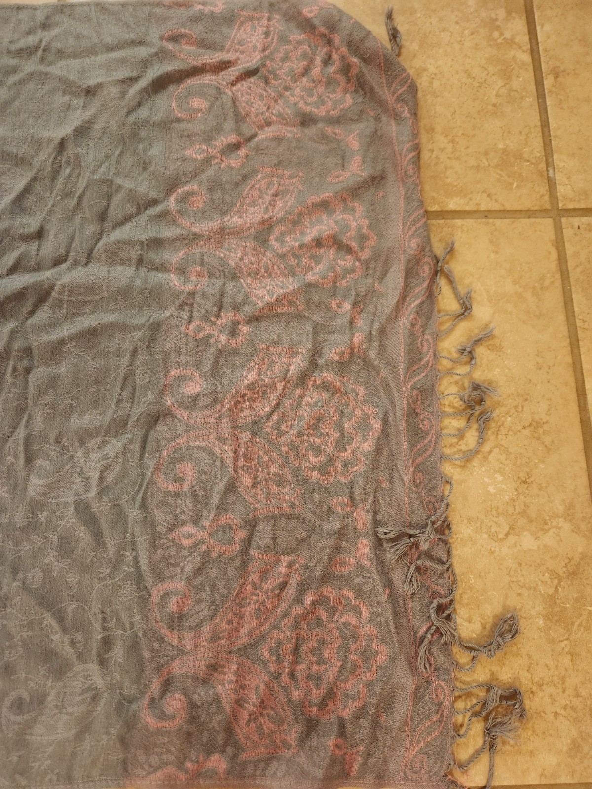 Pashmina Gray/Pink Floral Paisley Fringed Wool Scarf Shawl Wrap. 68×27