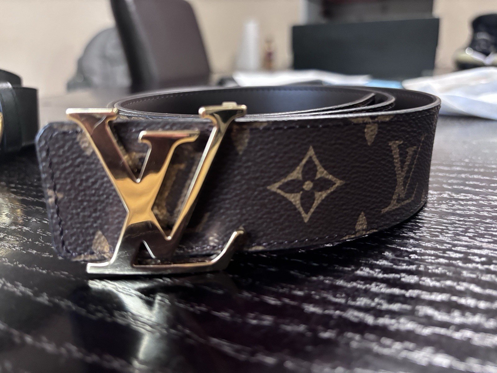 Authentic Louis Vuitton LV Initiales Monogram Canvas Belt Gold Buckle 28-30