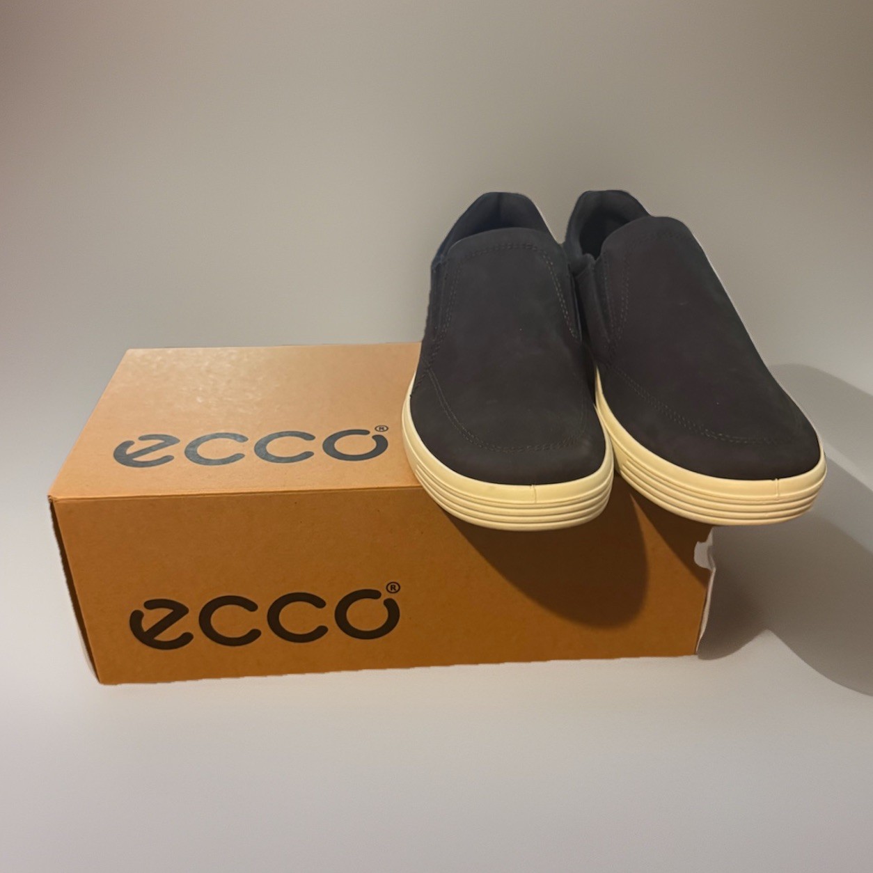 NIB ECCO Classic Sneaker Men’s Size 40 EU (US 6-6.5) Night Sky (Navy Blue)