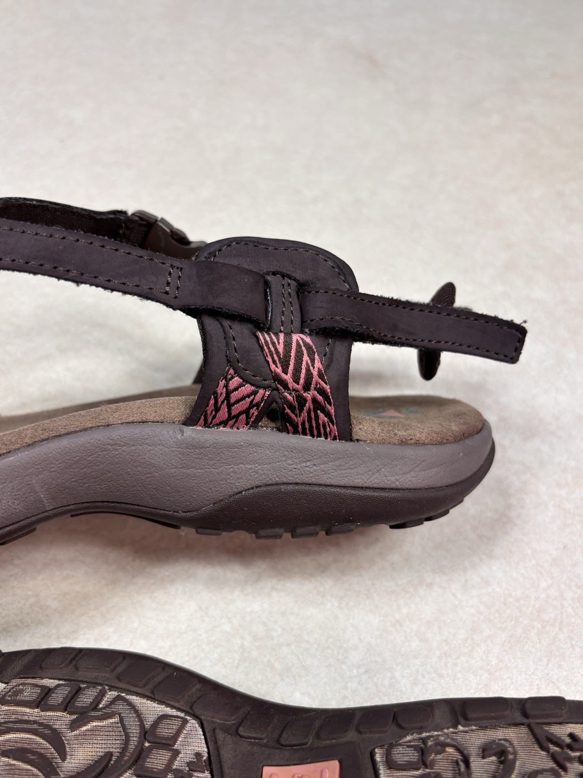 Skechers Reggae Slim – Vacay Sandals Thin Strappy Buckle Slides Women’s Sz 9.5