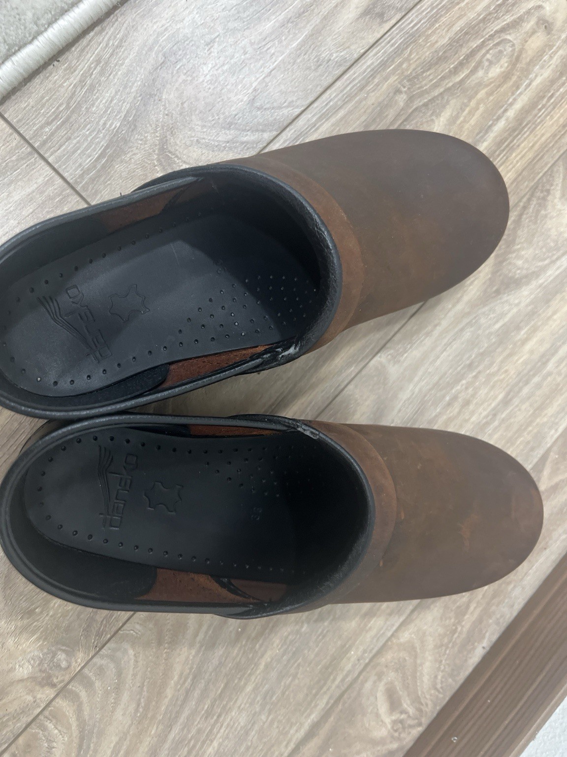 Dansko Professional Women’s Brown Leather Clogs US 7.5 Slip-On Comfort Work