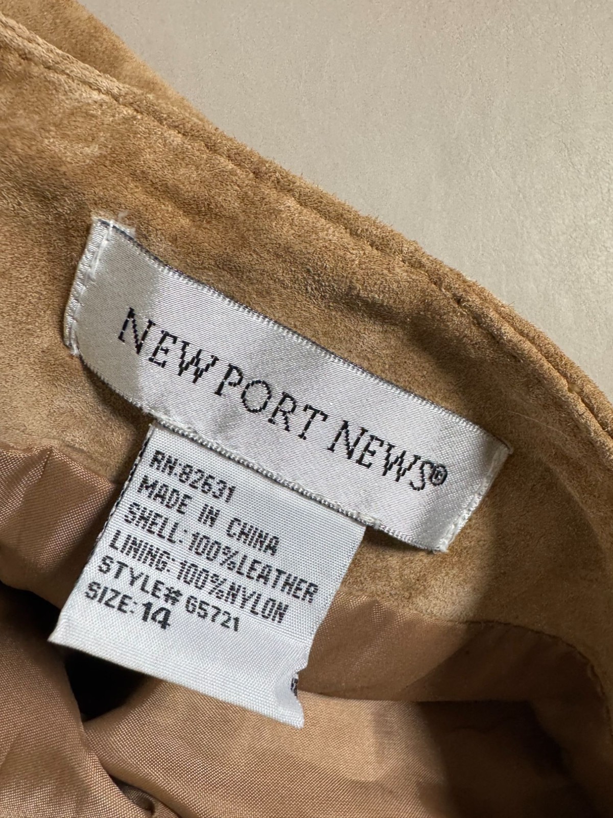 Newport News Women Tan Suede Leather Midi Maxi Skirt Waist Size 14 Belted Buckle