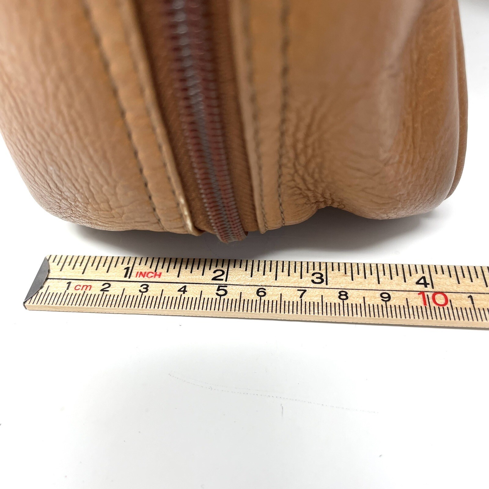 Le Donne Leather Bag Messenger Backpack Laptop Brown Caramel