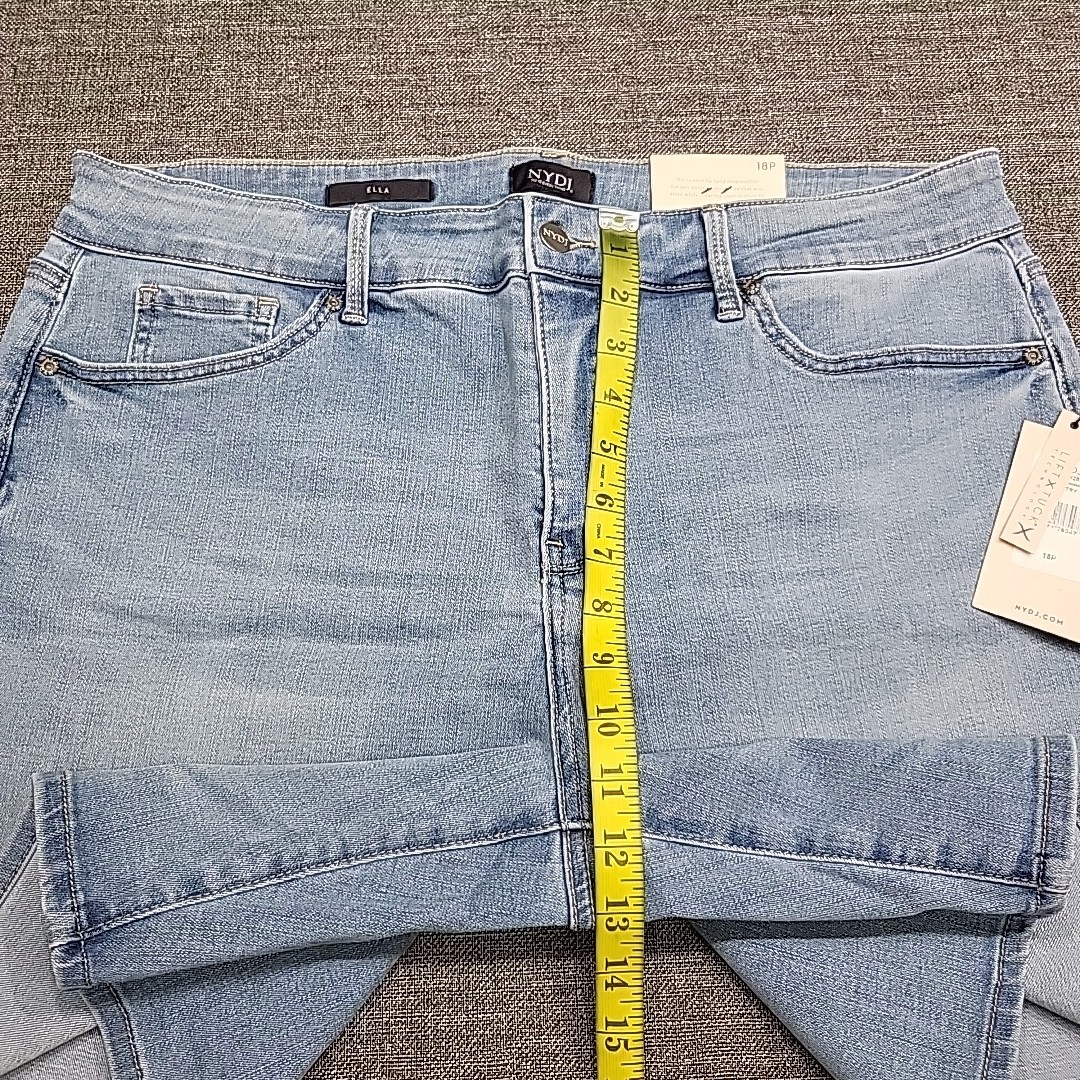 NYDJ Womens Lift Tuck Button Zip Fly Ella Shorts Pockets Poetry Petites Size 18P
