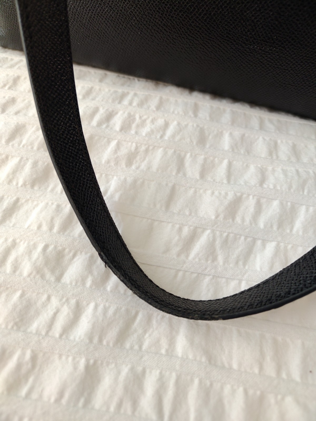 Coach Large Crossgrain Leather Tote for Women – Black (F79608)