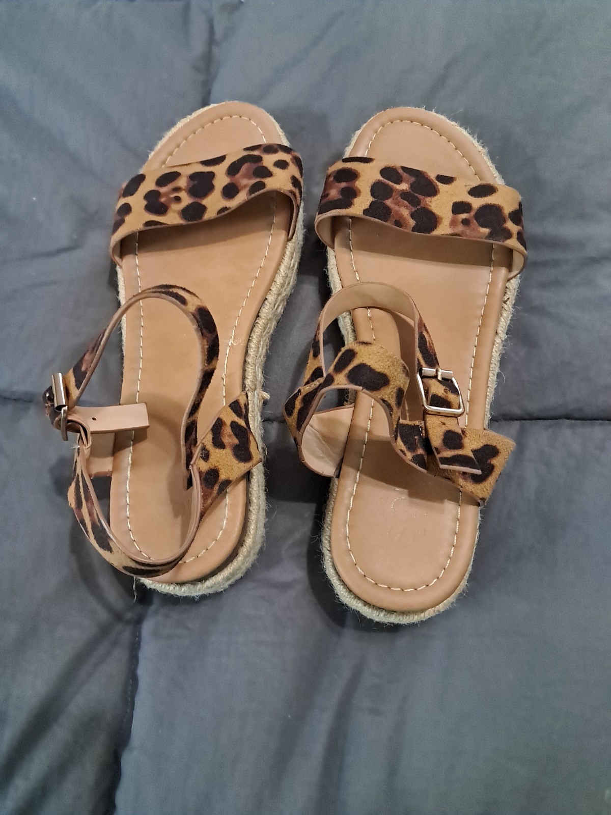 Women’s Dress Sandals Size 8. Animal Print. Man Made Materials.