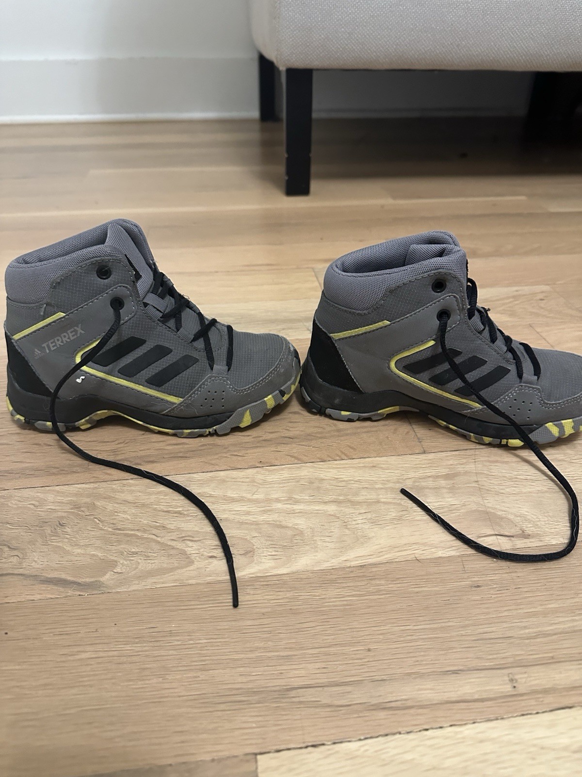 adidas Terrex Mid-Top Kids Hiking Sneakers Camo Gray/Black/Yellow 12K FX4187