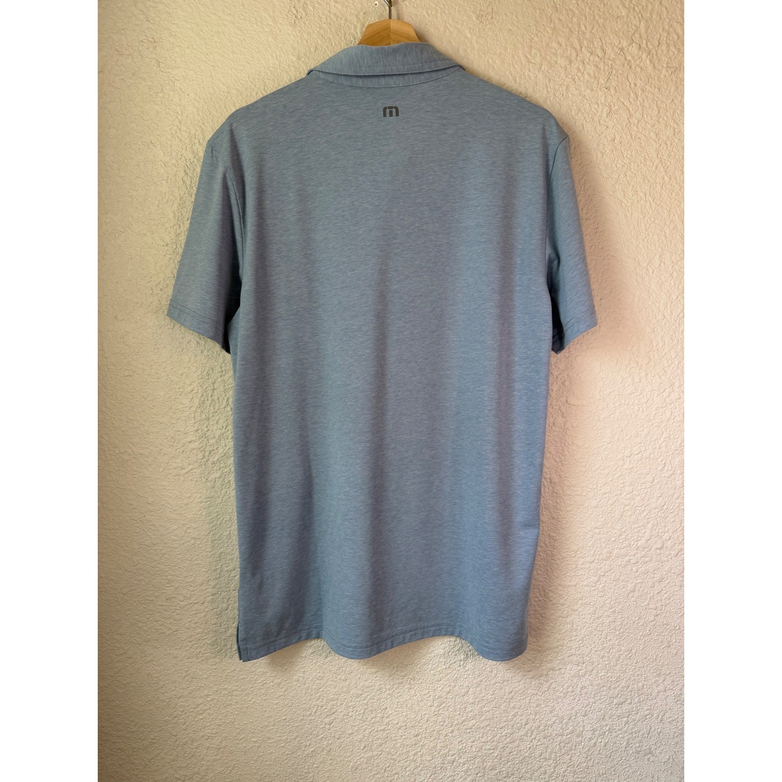 TravisMathew Mens Polo Shirt Medium Blue Heather Stripe Pima Cotton Blend Golf