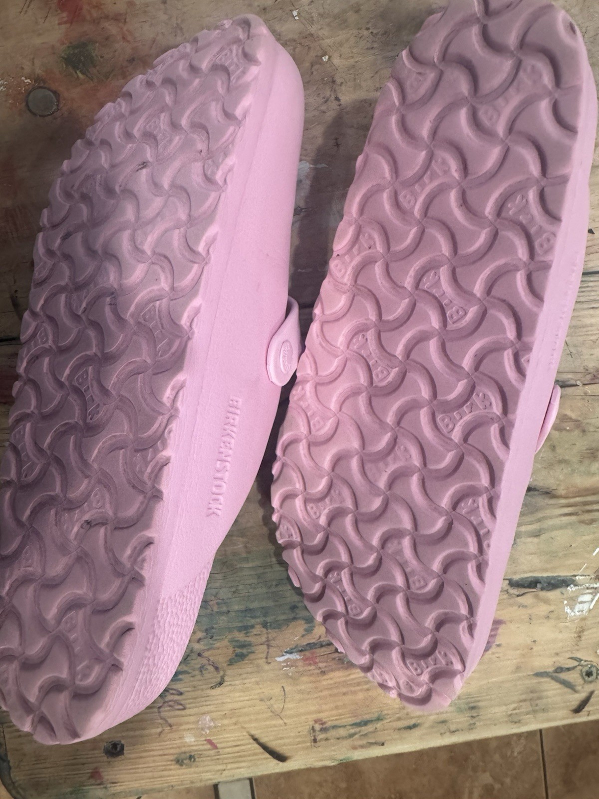 These are Birkenstock Boston EVA clogs in Fondant Pink