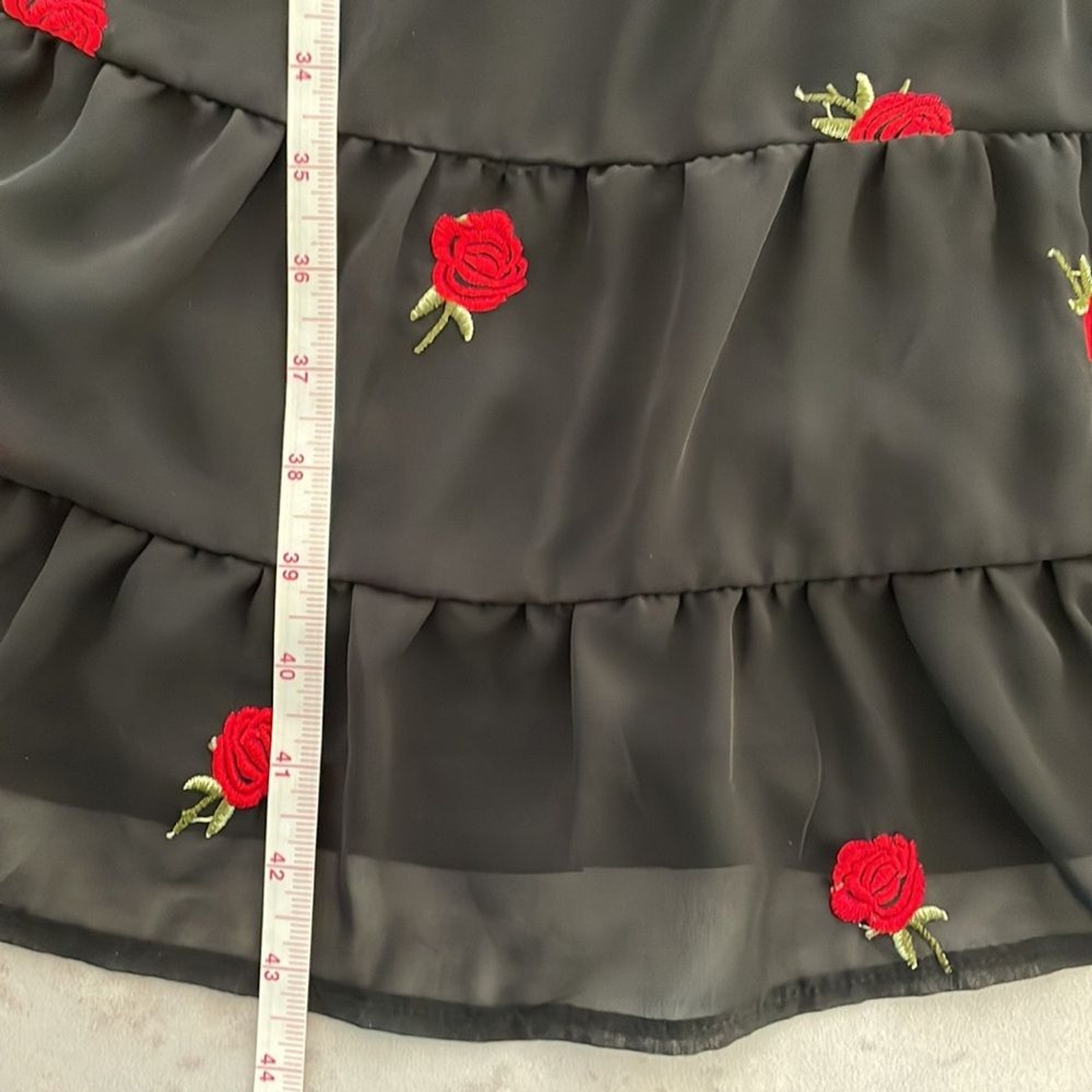 NASTY GAL Hold That Rose midi dress embroidered roses tiered ruffles lined US 4