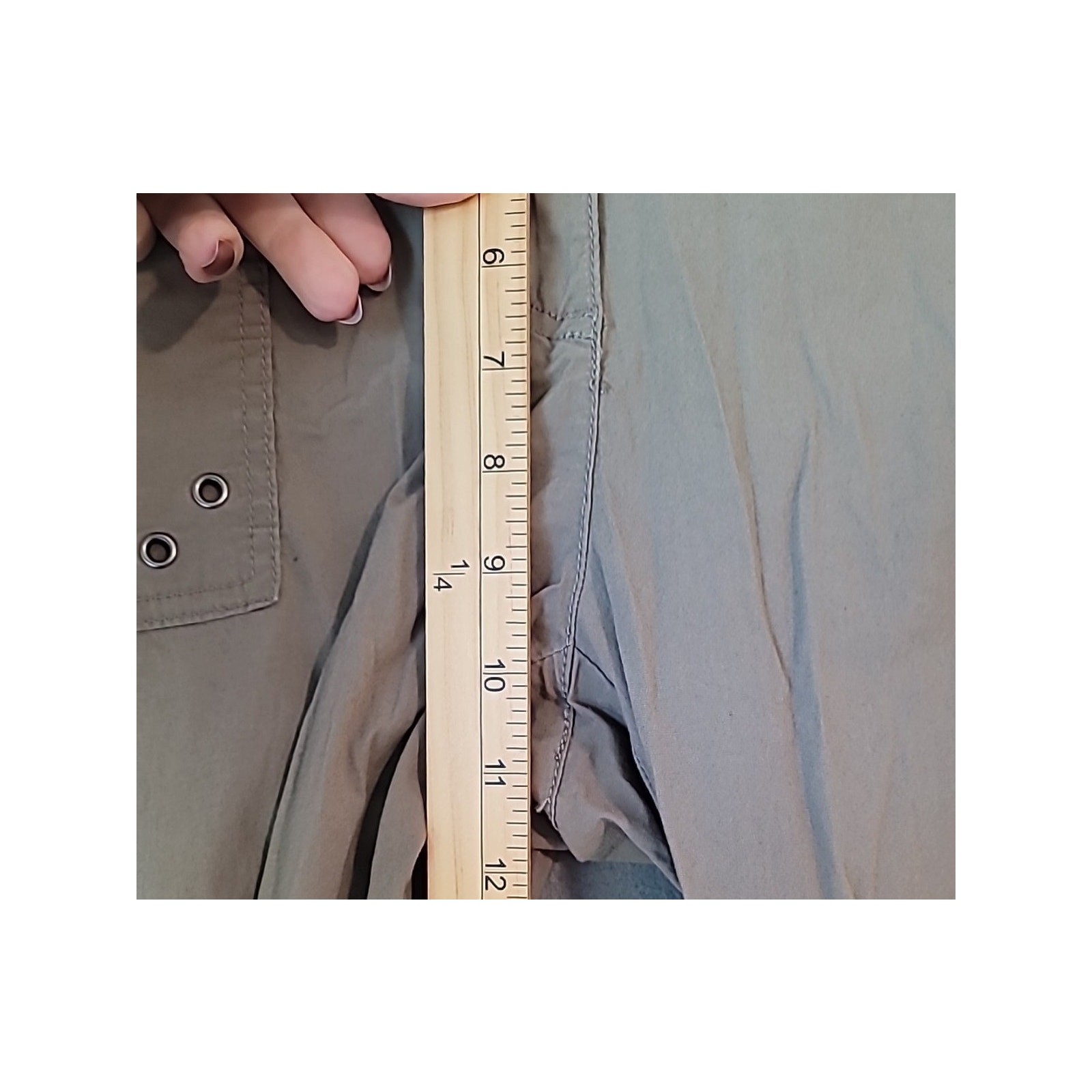 Chico’s Convertible Cargo Pants Beige S/M Utility Gorpcore Campus School Teacher
