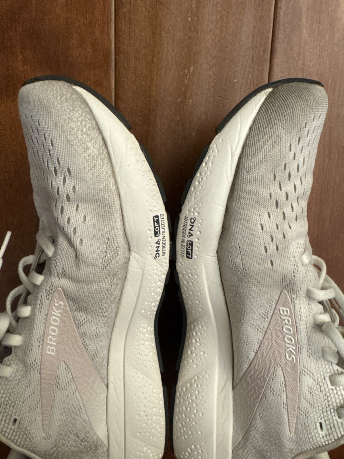 Brooks Ghost 16 Mens Size 11 Coconut Chateau Forged Iron Athletic Running Shoes