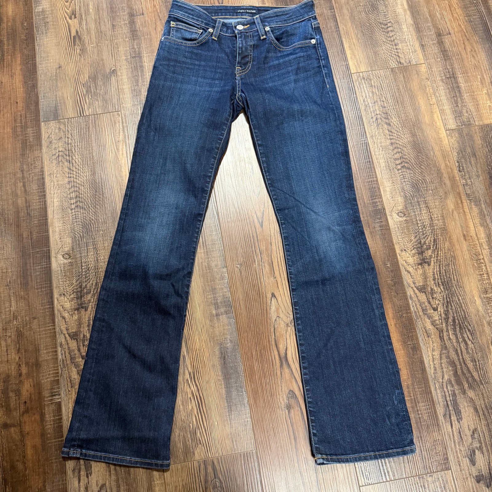 Lucky Brand Women’s Low Rise Bootcut Lolita Dark Wash 2/26R