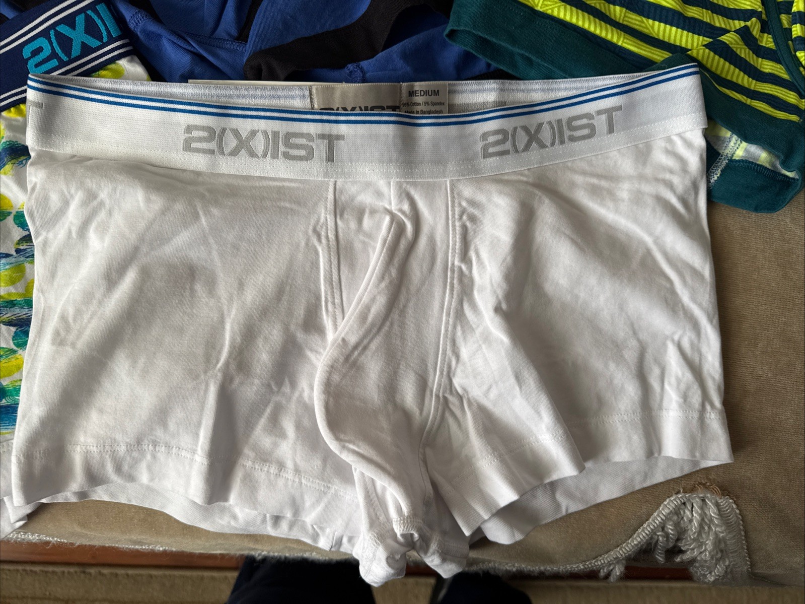 2(X)IST Men’s Boxer Brief Underwear Medium Size , New. READ…….