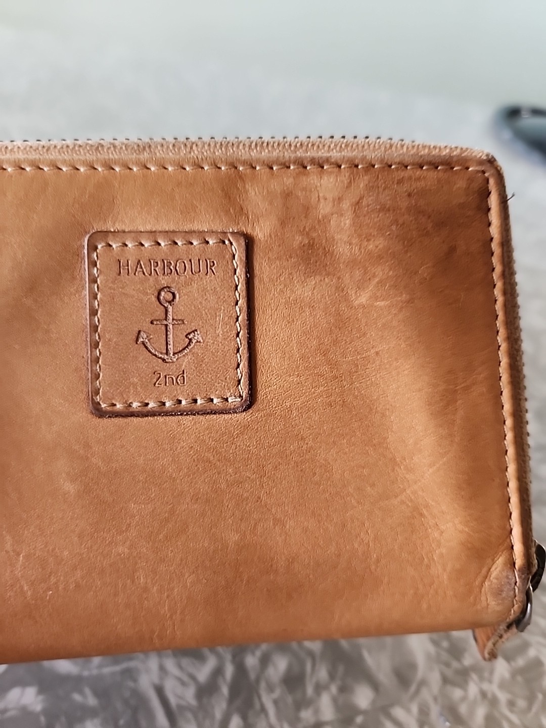 Harbour 2nd Genuine Leather in Good Used Condition Approximately 5inches Long