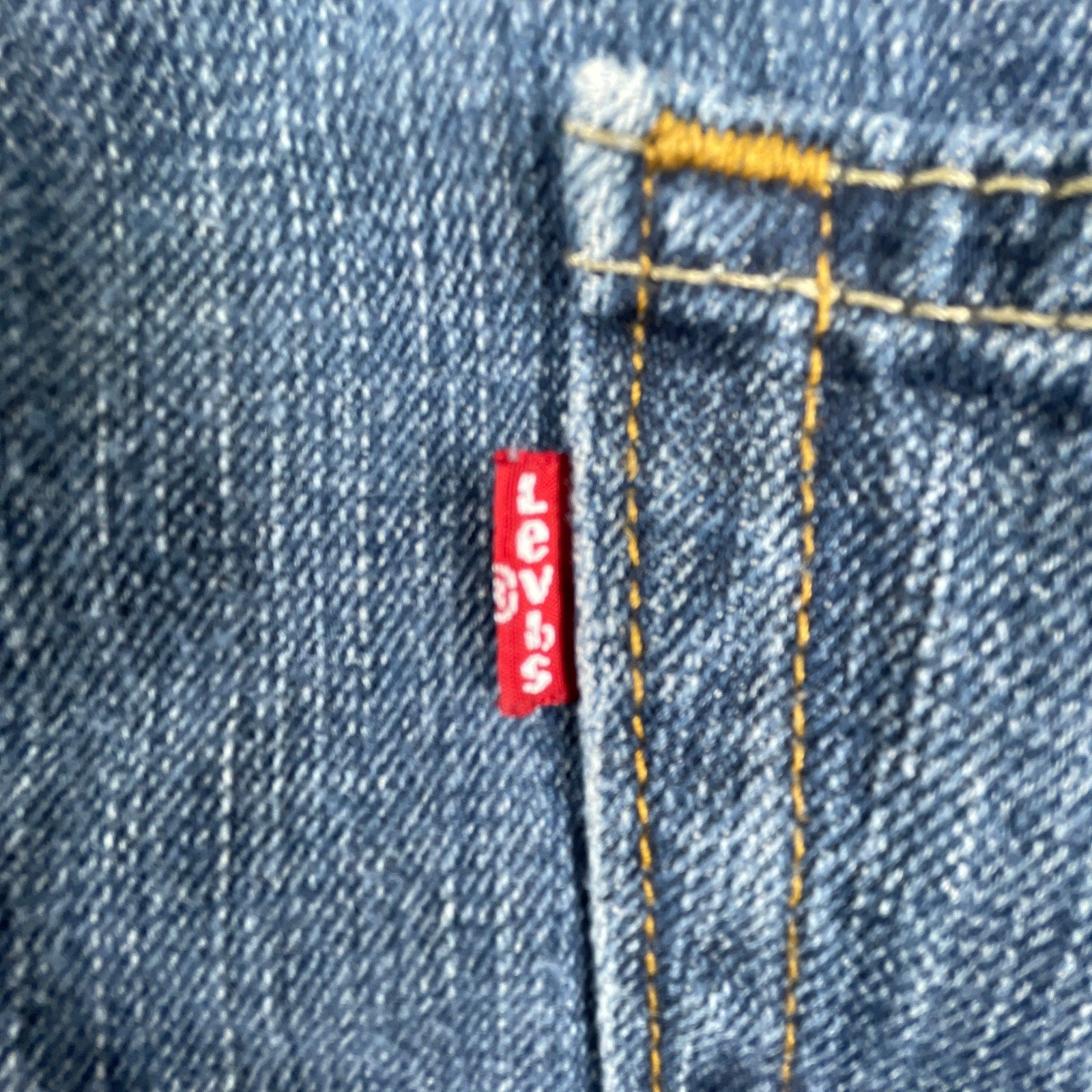 Levis Strauss 559 Mens 38×30 Relaxed Straight Leg Jeans Medium Wash Blue Denim