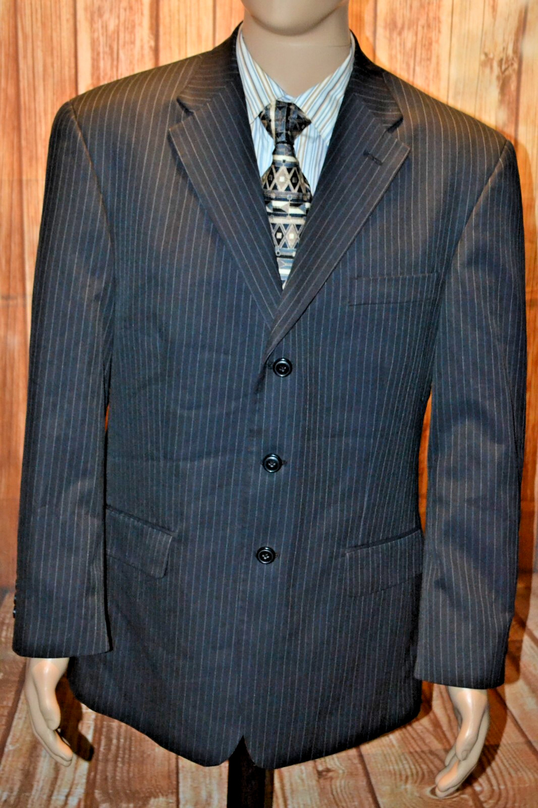 Haggar Men Black Pinstripe Daul Vented 3 Front Button Suit Sz 42R Wst 36×28