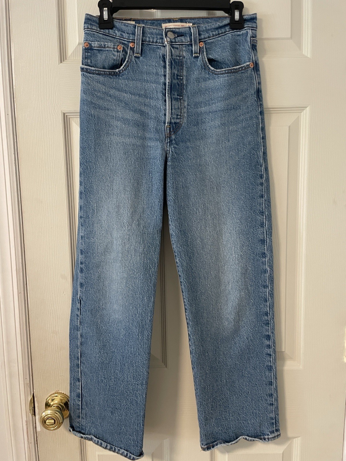 Levi’s Premium Ribcage Straight Ankle Jeans Women’s Size 27 High Rise 99% Cotton
